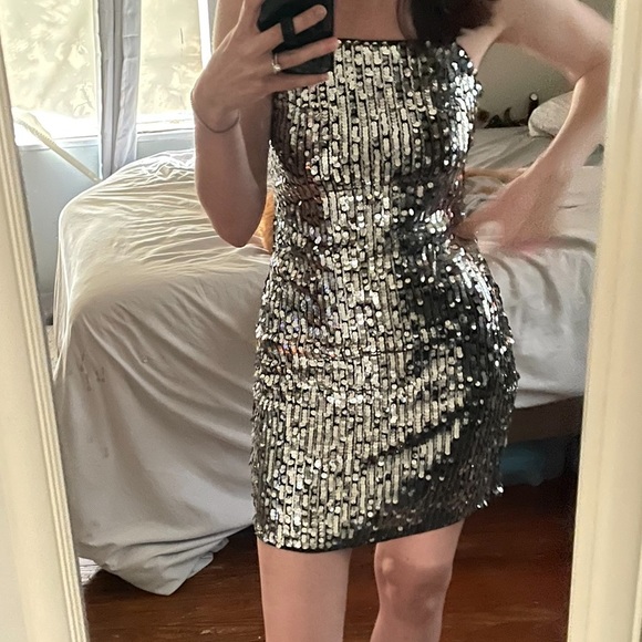 Silver sequin dress - Picture 4 of 4